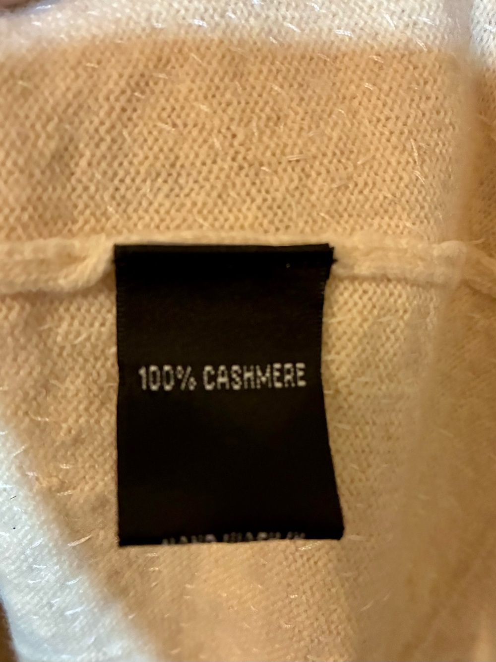 NWOT Cashmere Sequined Cold-Shoulder V-neck Sweater Top Cream Neutral Event M - Picture 9 of 10